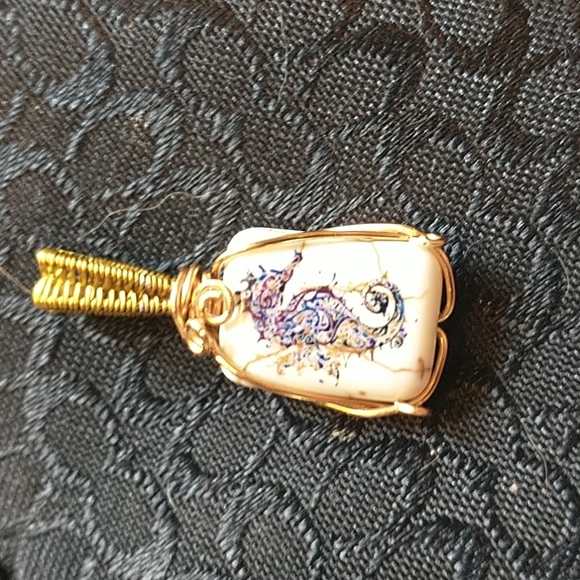 Hand Crafted Jewelry - NWT Cute Ceramic Seahorse Pendant